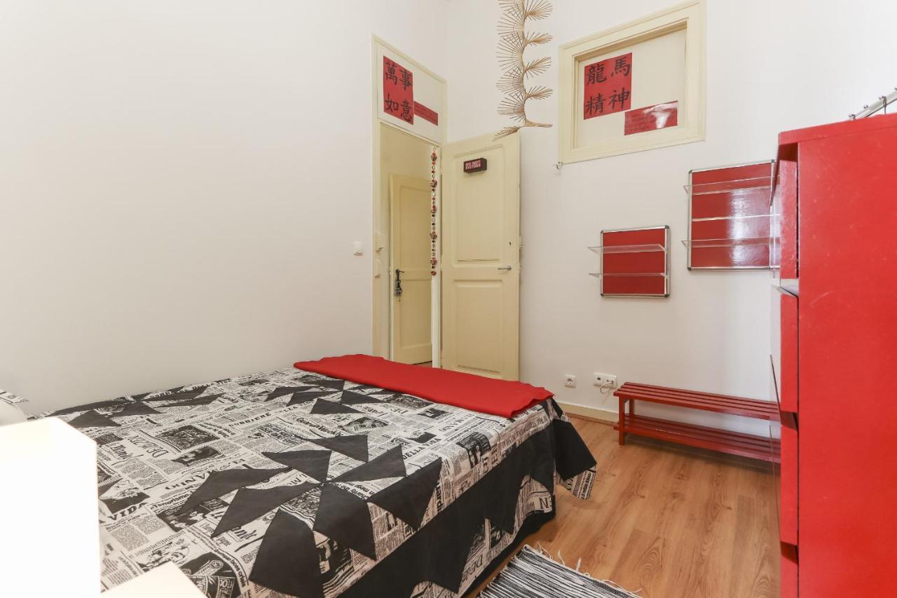 Red Almirante By Homing Apartment Lisbon Bagian luar foto