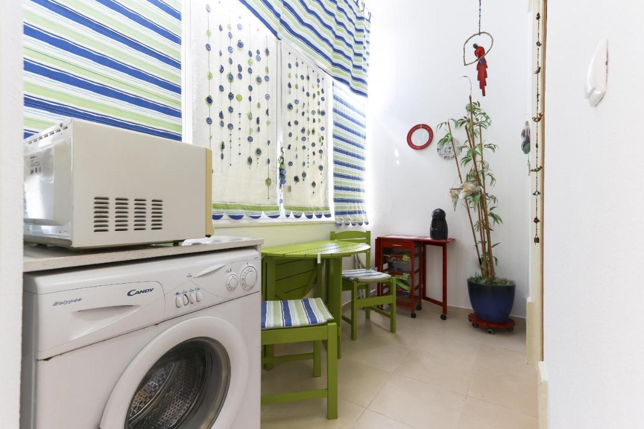 Red Almirante By Homing Apartment Lisbon Bagian luar foto